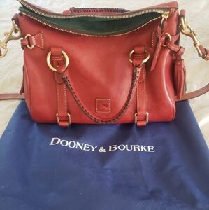 Dooney & Bourke Red Leather Women's Bag